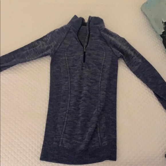 LuluLemon athletic fitted quarter zip - Picture 1 of 3